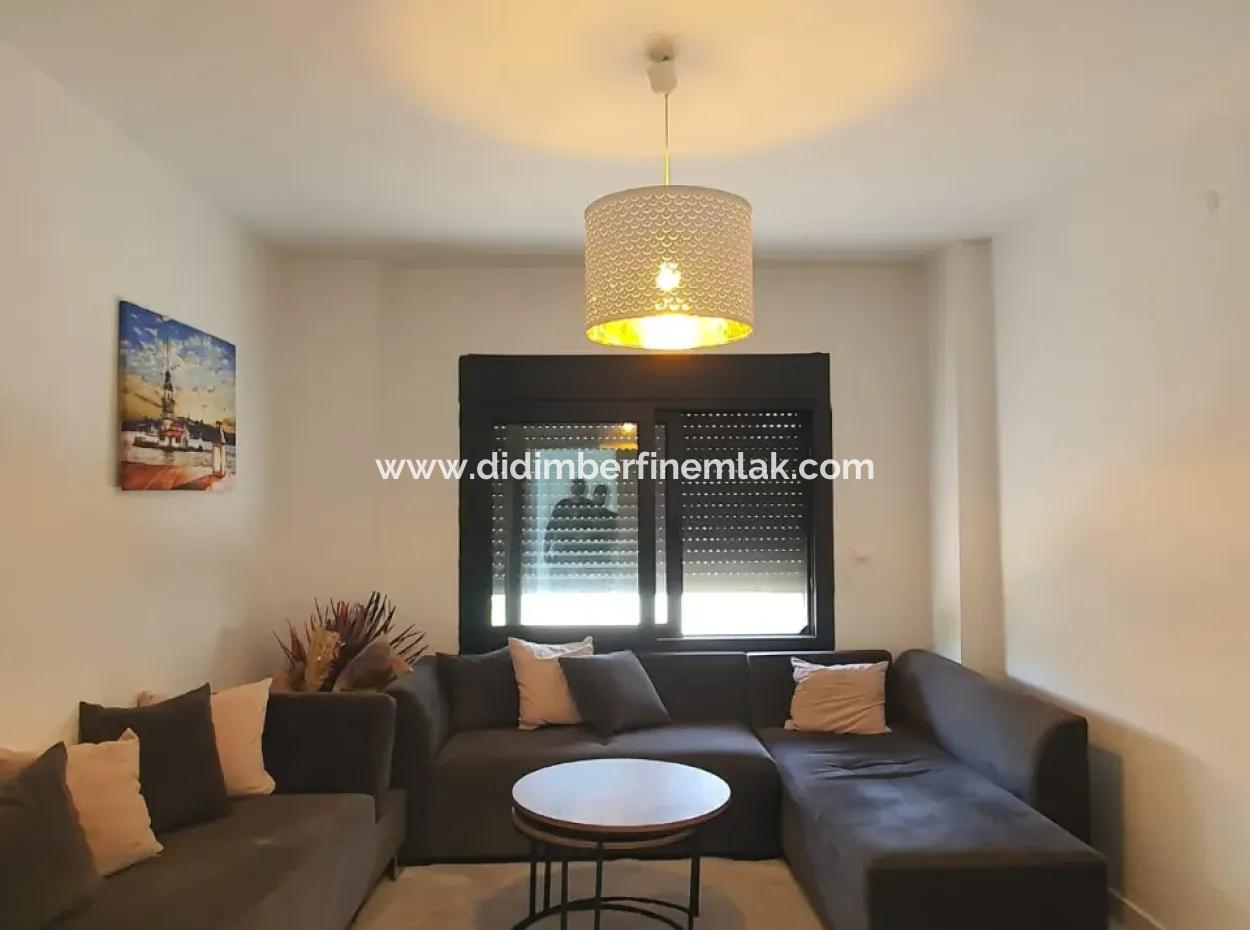 Didim'de Seyrantepede Satılık Havuzlu 4+1 Villa