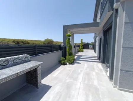 3 1 Villa Mit Pool Auf 300M2 Grundstück In Didim Efeler