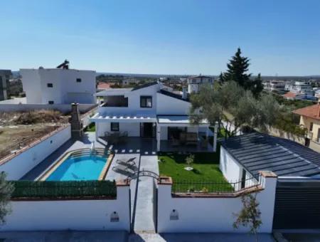 Didim''de Müstakil Havuızlu Bahçeli Villa