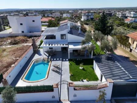 Didim''de Müstakil Havuızlu Bahçeli Villa