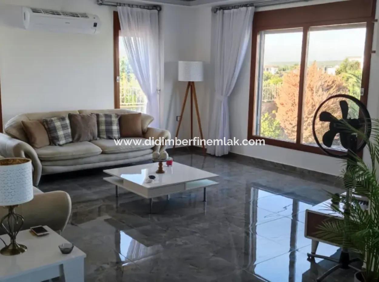 Luxury Villa For Sale In Yesiltepe