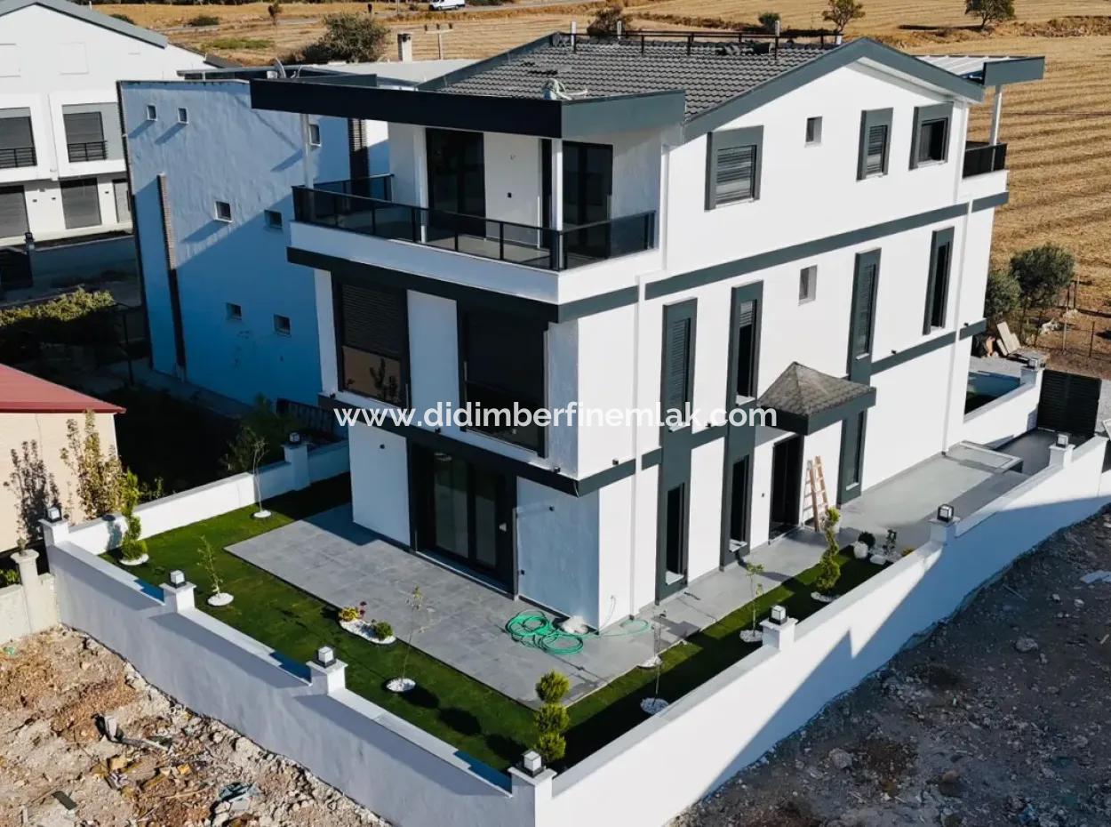 4 1 Villa For Sale In Hisar Neighborhood In Aydin Didimde
