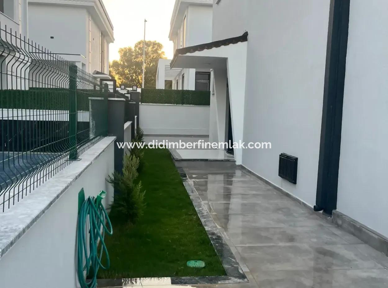 Detached Villa With Pool Close To The Sea In Çamlik Neighborhood Of Aydin Didimde