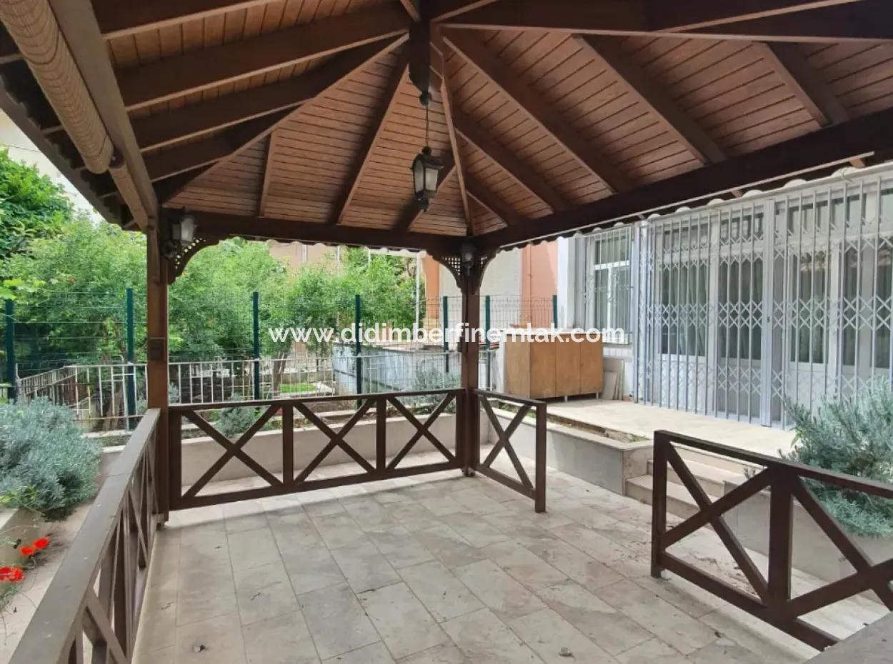 3 1 Villa At A Distance Of 50 M From Aydin Didim Ataturk Boulevard