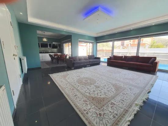 Didim'de 1400m2 Arsa İçerisinde Müstakil Villa