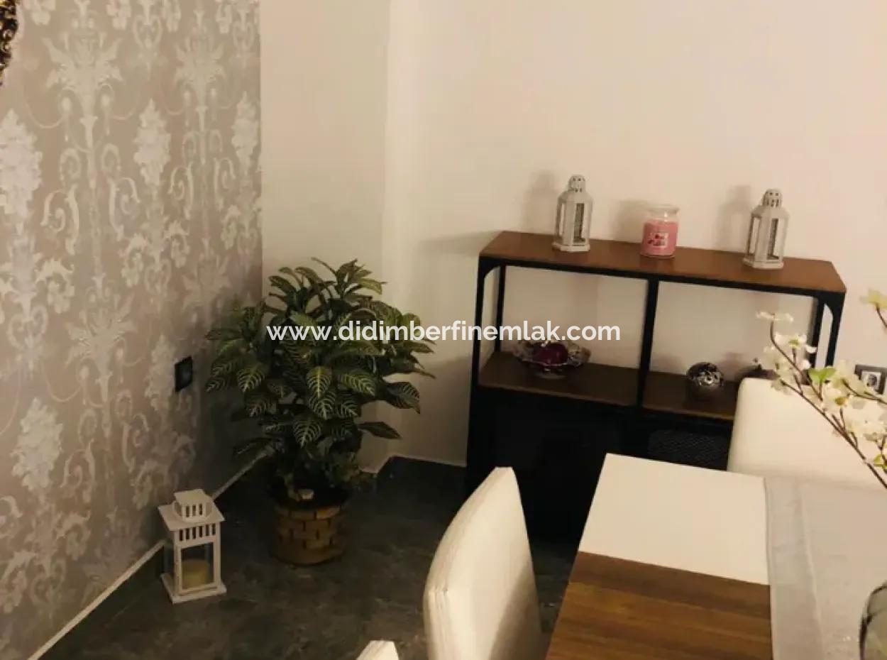 Yeşiltepede Satılık Lüks Villa