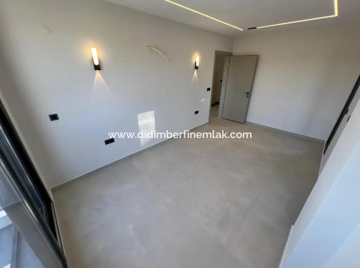 Aydın Didimde Hisar Mahallesinde 4+1 Satılık Villa