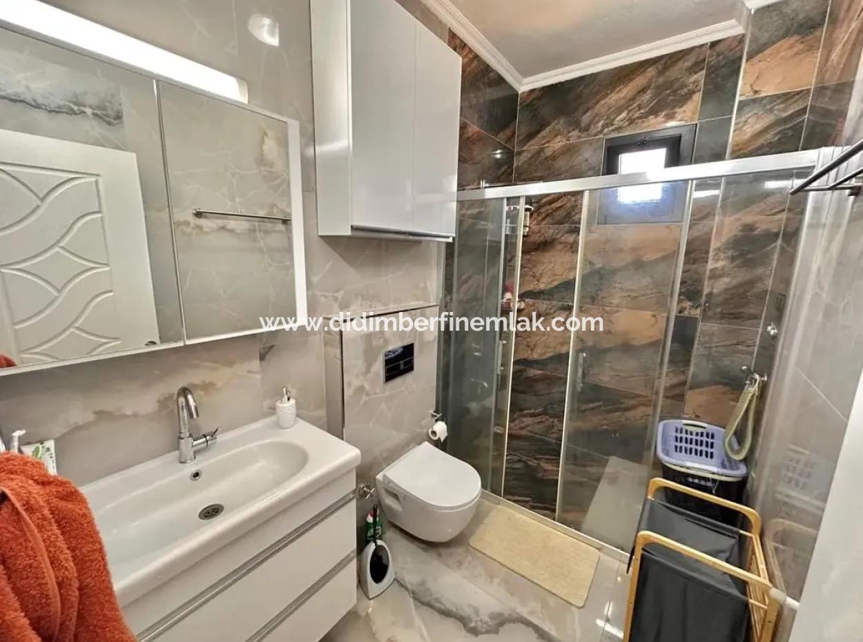 Didim Hisar Mahallesinde Havuzlu Villa