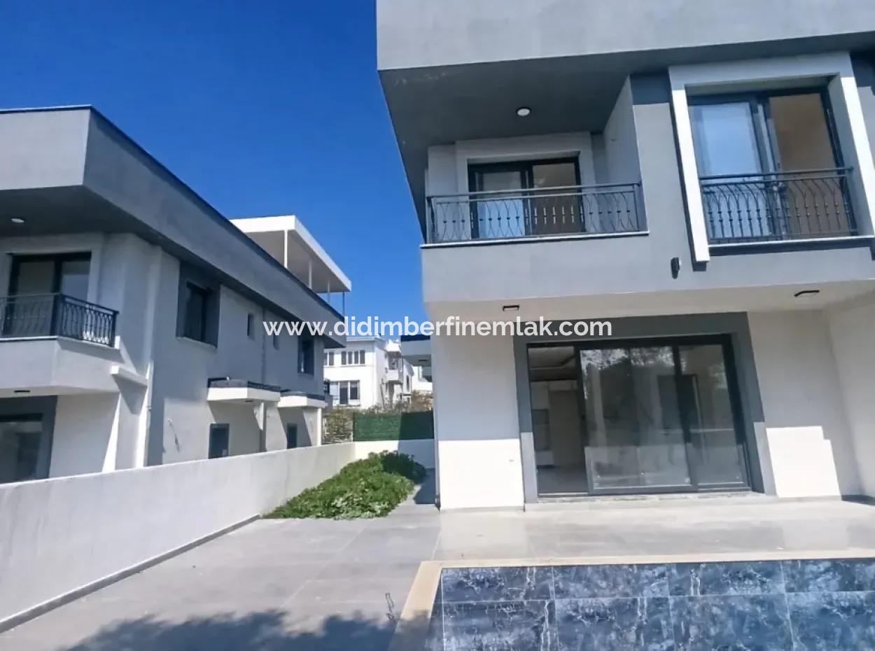 Aydın Didim Merkezi Konumda 3+1 Havuzlu Villa