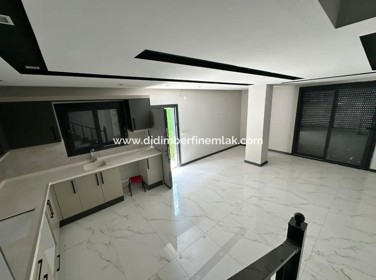 Didim Hisar Mahallesinde 3+1 Merkezi Konumda Satılık Villa