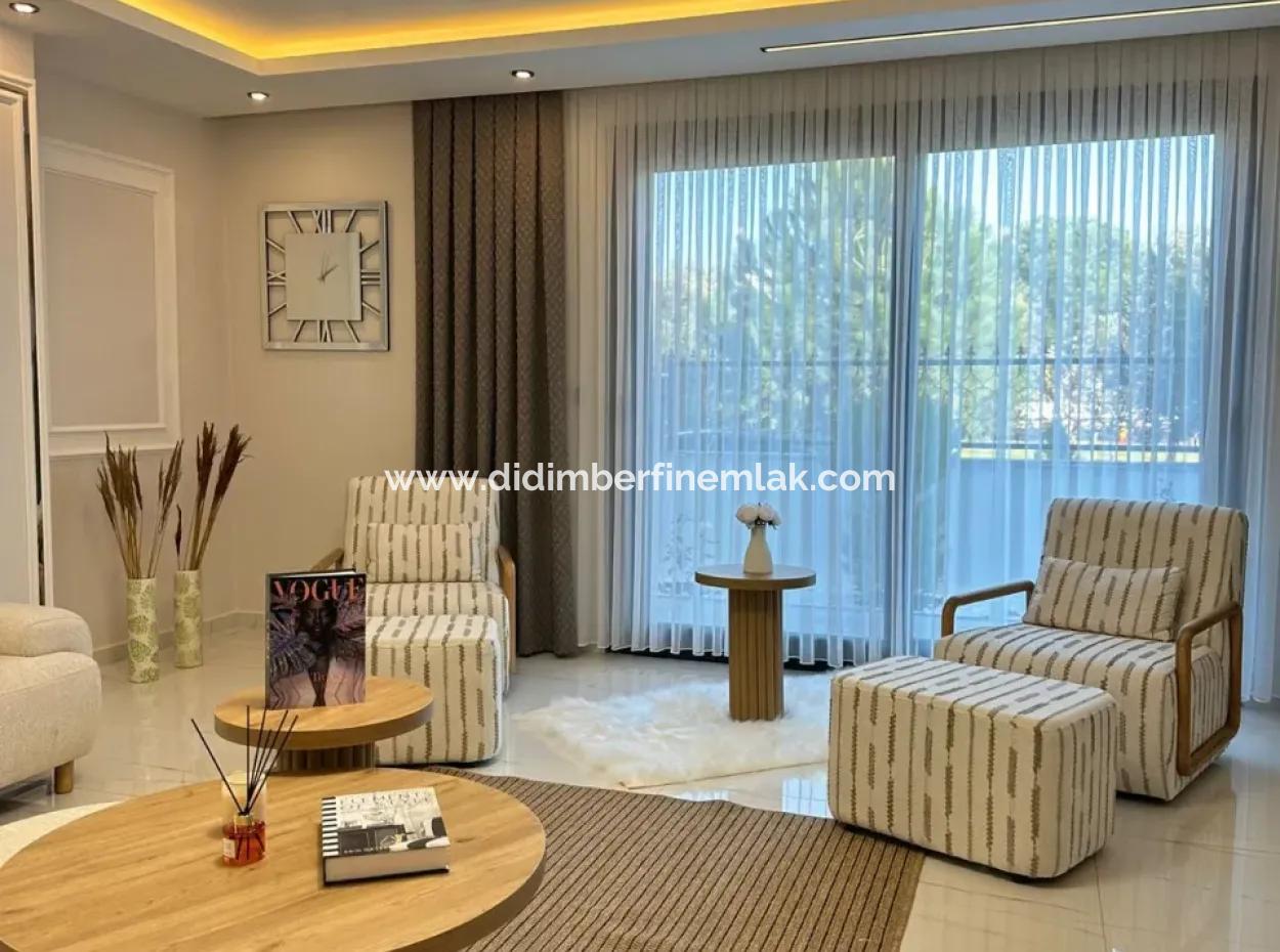 Aydın  Didimde Çamlık Mahallesinde Denize Yakın Müstakil Havuzlu Villa