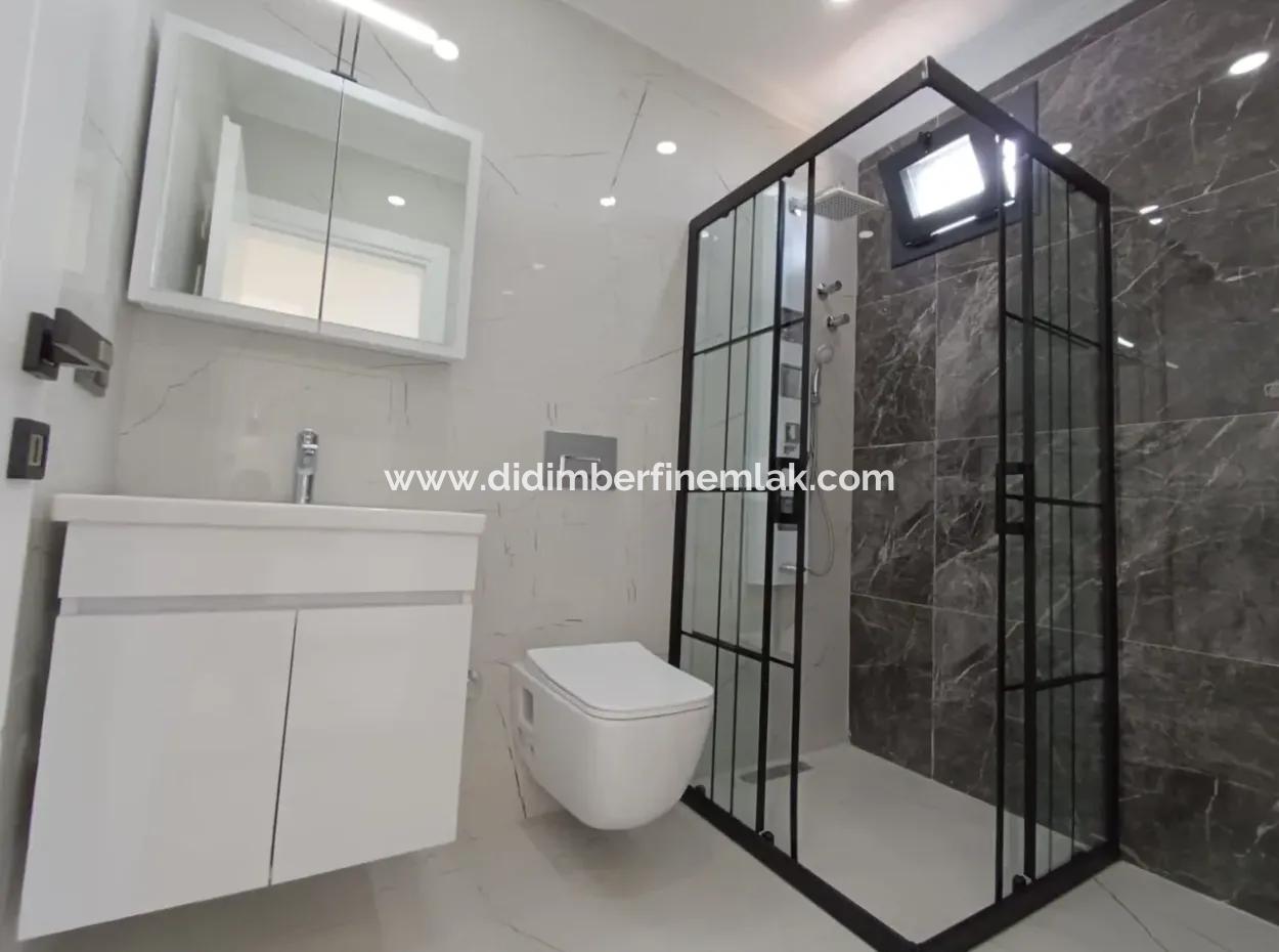 Didim Efelerde 300M2 Arsa İçinde  3+1 Havuzlu Villla