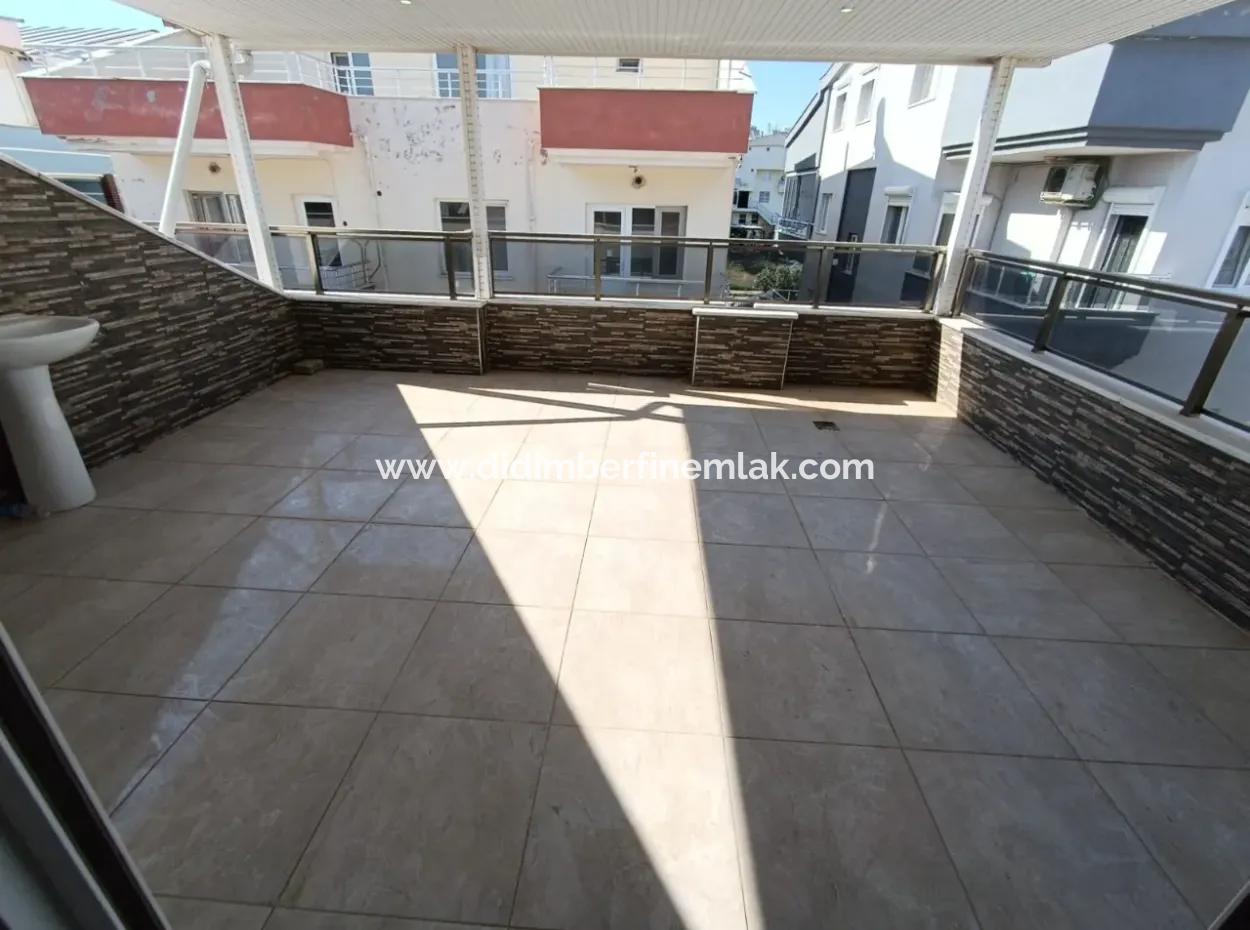 Didim Merkezi Konumda Bitişik Nizam  3+1  Villa