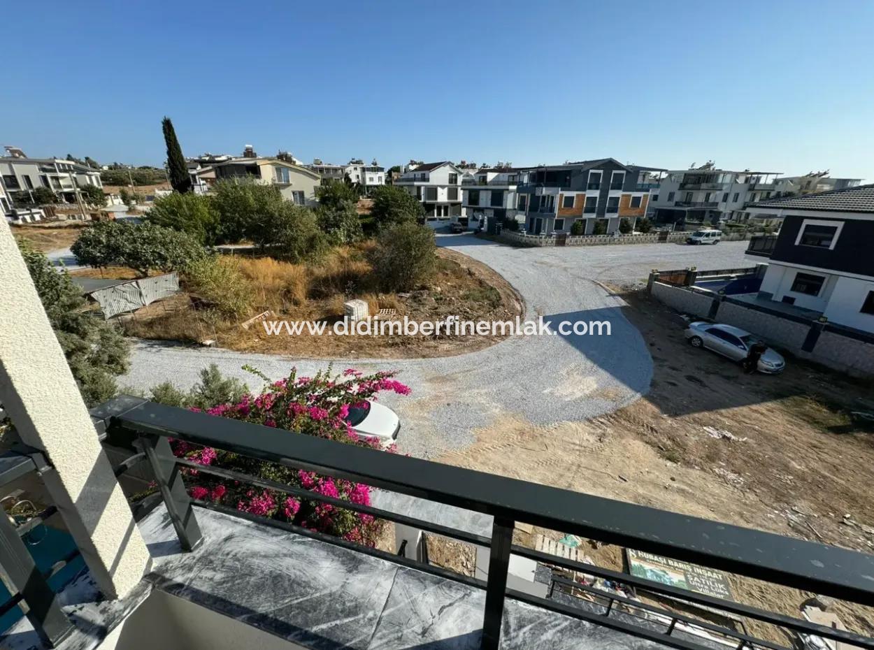 Aydın Didimde Hisar Mahallesinde 3+1 Havuzlu  Ön Cephe Villa