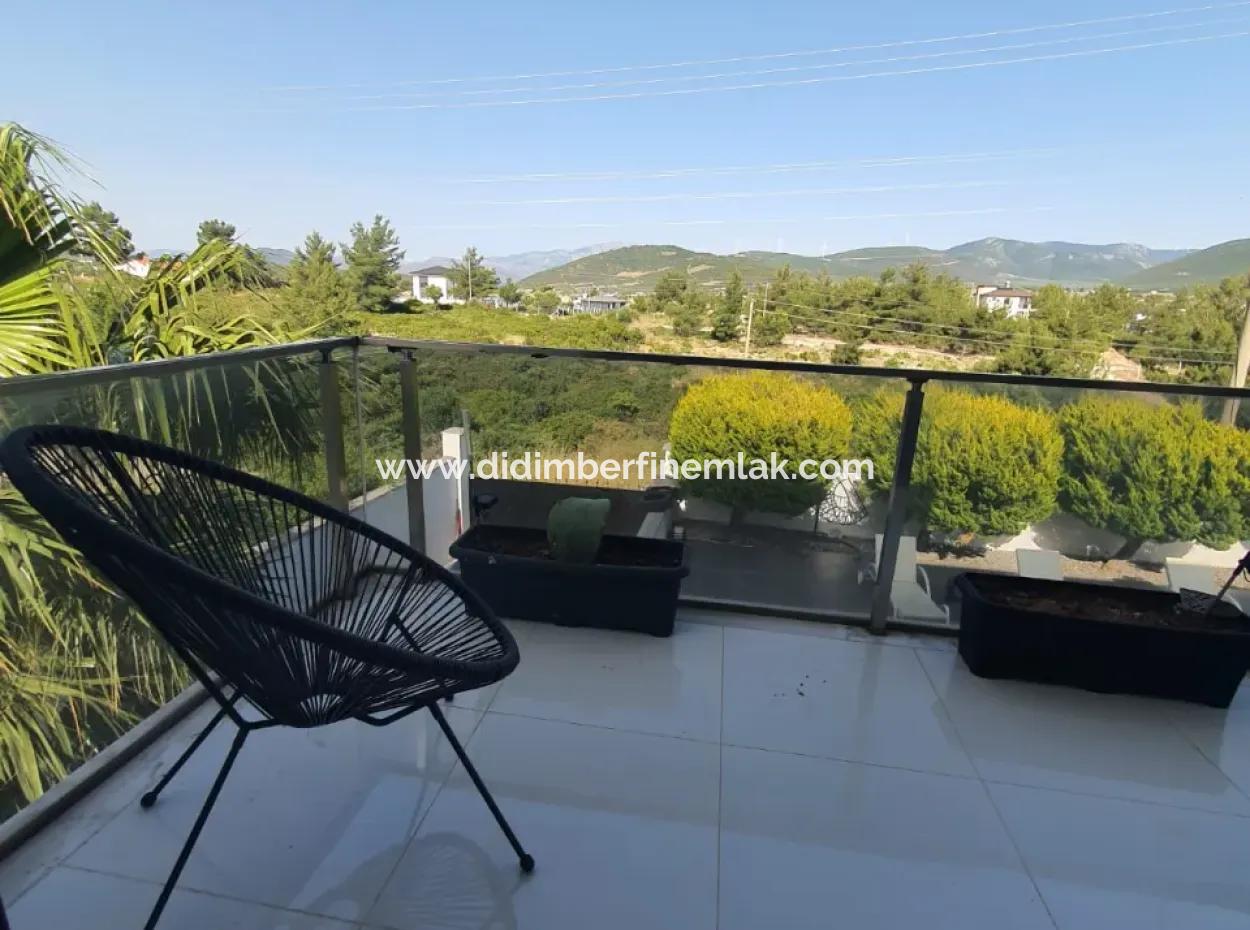 Didim'de Seyrantepede Satılık Havuzlu 4+1 Villa