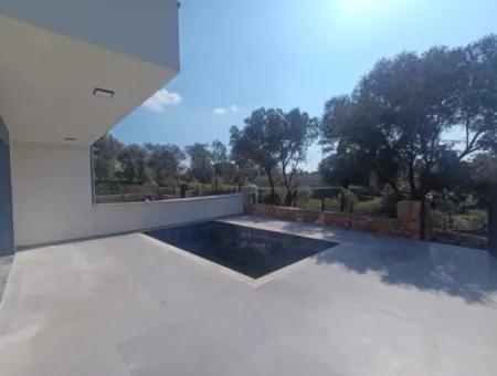 Aydın Didim Merkezi Konumda 3+1 Havuzlu Villa