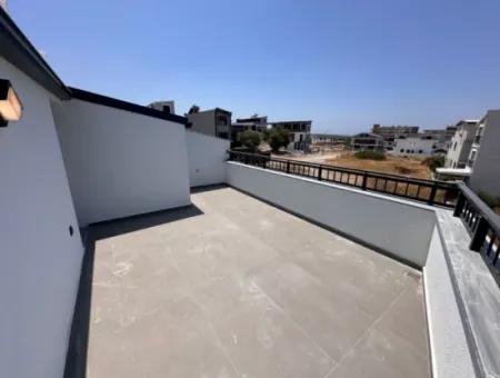 Aydın Hisar Mahallesinde3+1 Eşyalı Satılık  Villa