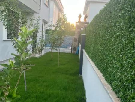 Aydın  Didimde Çamlık Mahallesinde Denize Yakın Müstakil Havuzlu Villa