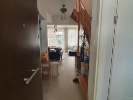 Aydın Didim  Atatürk Bulvarına 50 M  Uzaklıkta 3+1 Villa