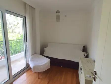 Aydın Didim  Atatürk Bulvarına 50 M  Uzaklıkta 3+1 Villa