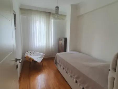 Aydın Didim  Atatürk Bulvarına 50 M  Uzaklıkta 3+1 Villa