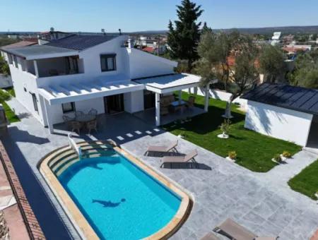 Didim''de Müstakil Havuzlu Bahçeli Villa