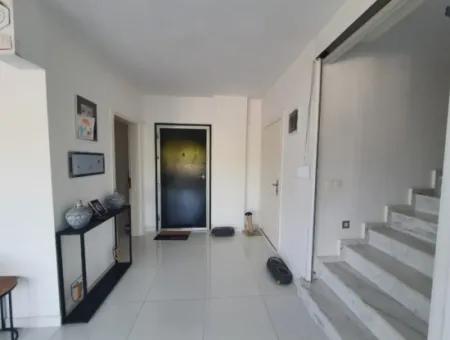 Didim'de Seyrantepede Satılık Havuzlu 4+1 Villa